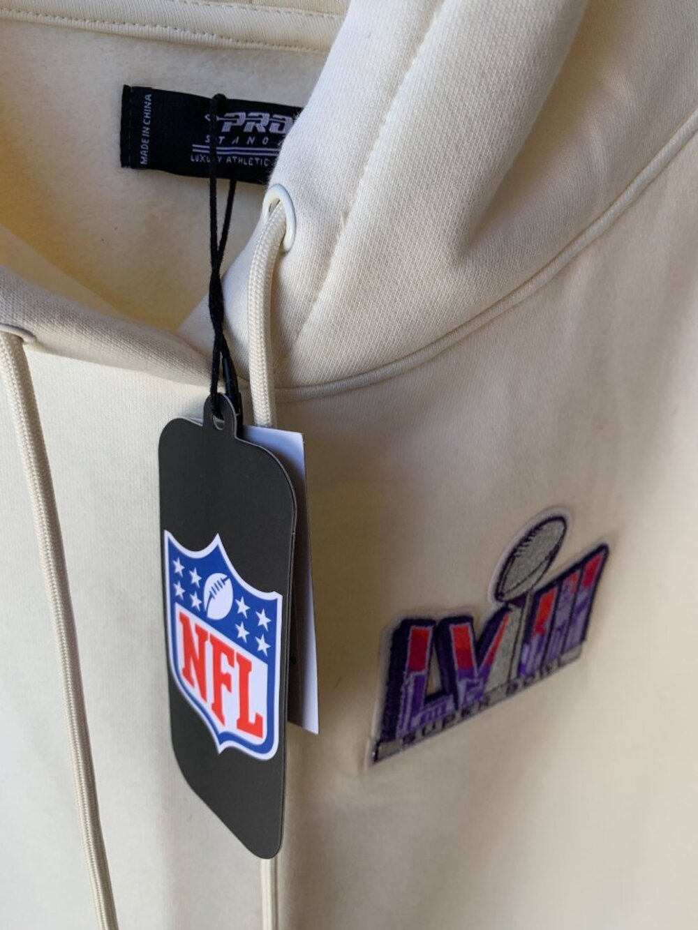 Womens NFL Super Bowl LVIII Cropped Hoodie Patches Size L Eggshell Cotton NWT - Picture 14 of 14